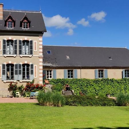 Chateau De Saint Etienne Exteriér fotografie