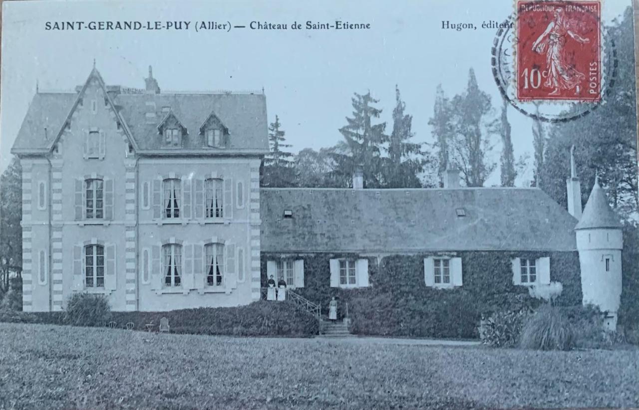 Chateau De Saint Etienne Exteriér fotografie